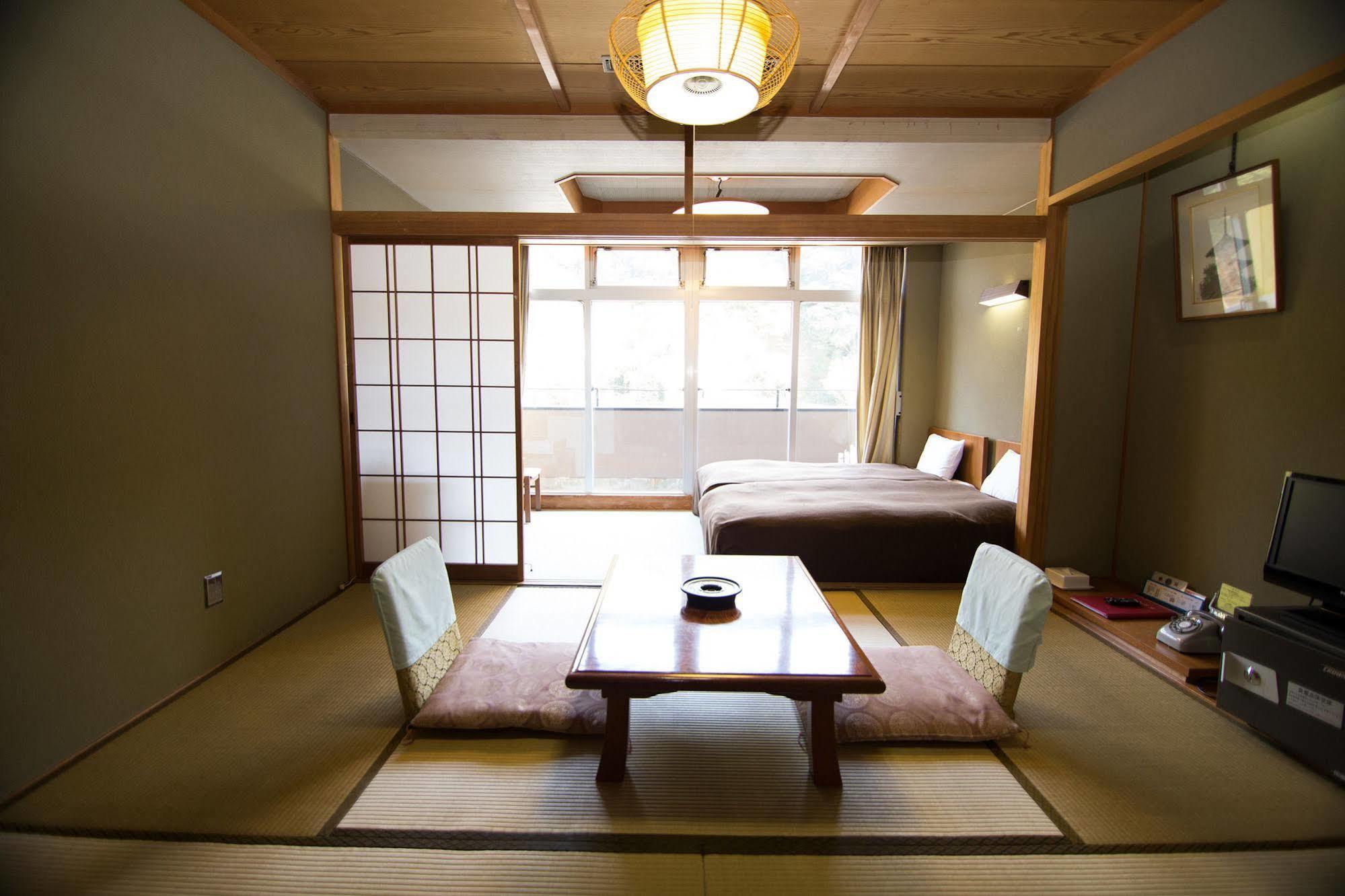Wakayama Kada Onsen Kada Kaigetsu Hotel Exterior photo