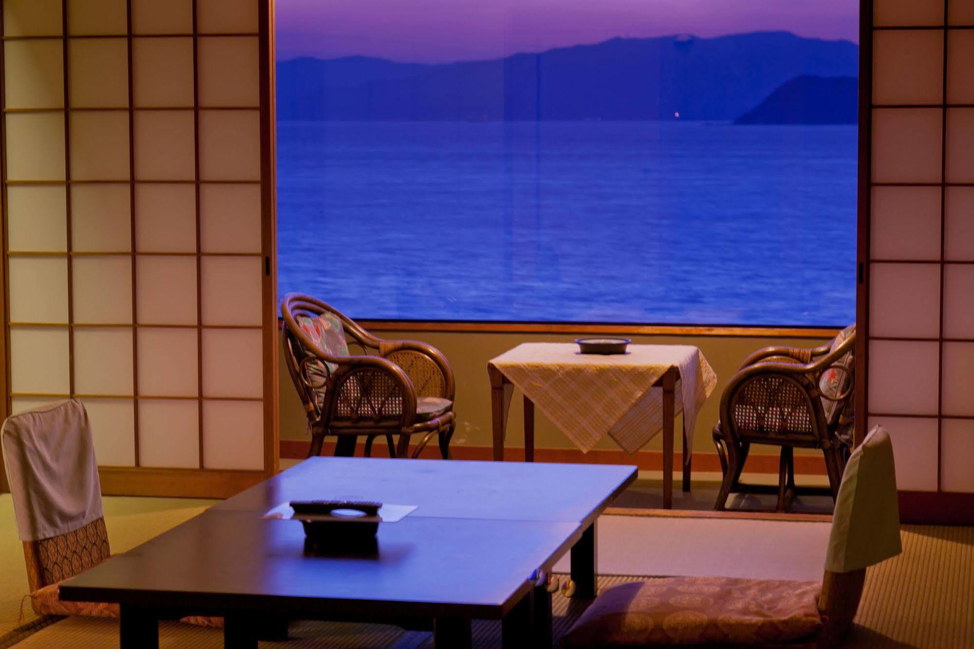 Wakayama Kada Onsen Kada Kaigetsu Hotel Exterior photo