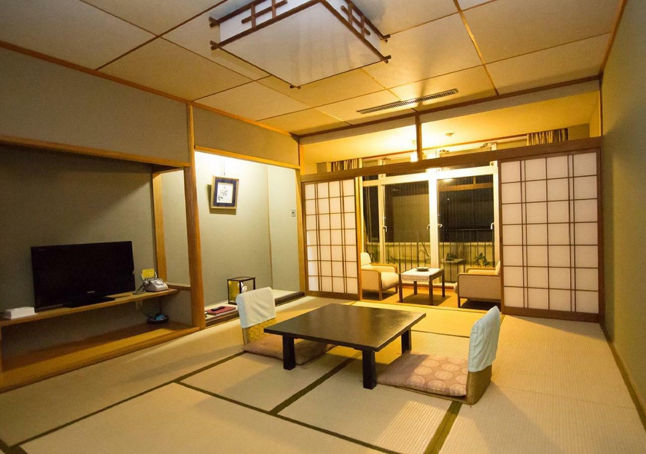 Wakayama Kada Onsen Kada Kaigetsu Hotel Exterior photo